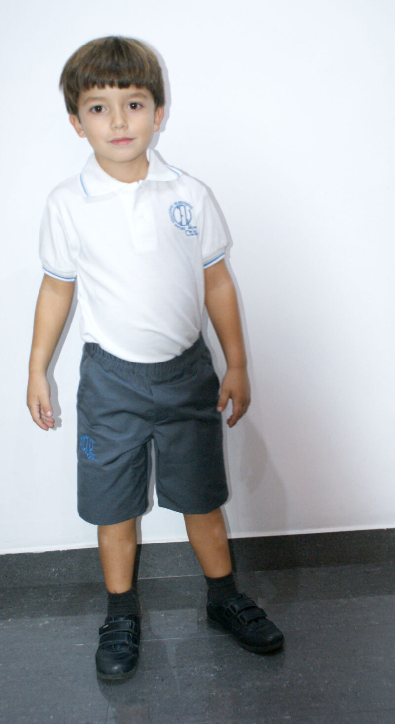 Pantalón corto gris. Hijas de la Caridad. Ruisell Uniformes Escolares